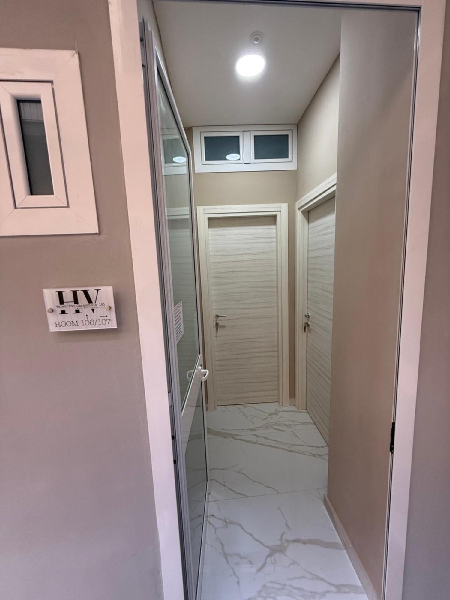 Valentino Caracciolo 105 Appartement