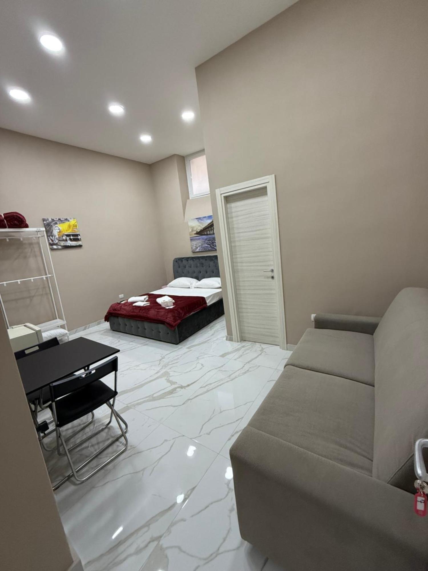 Appartement Valentino Caracciolo 105