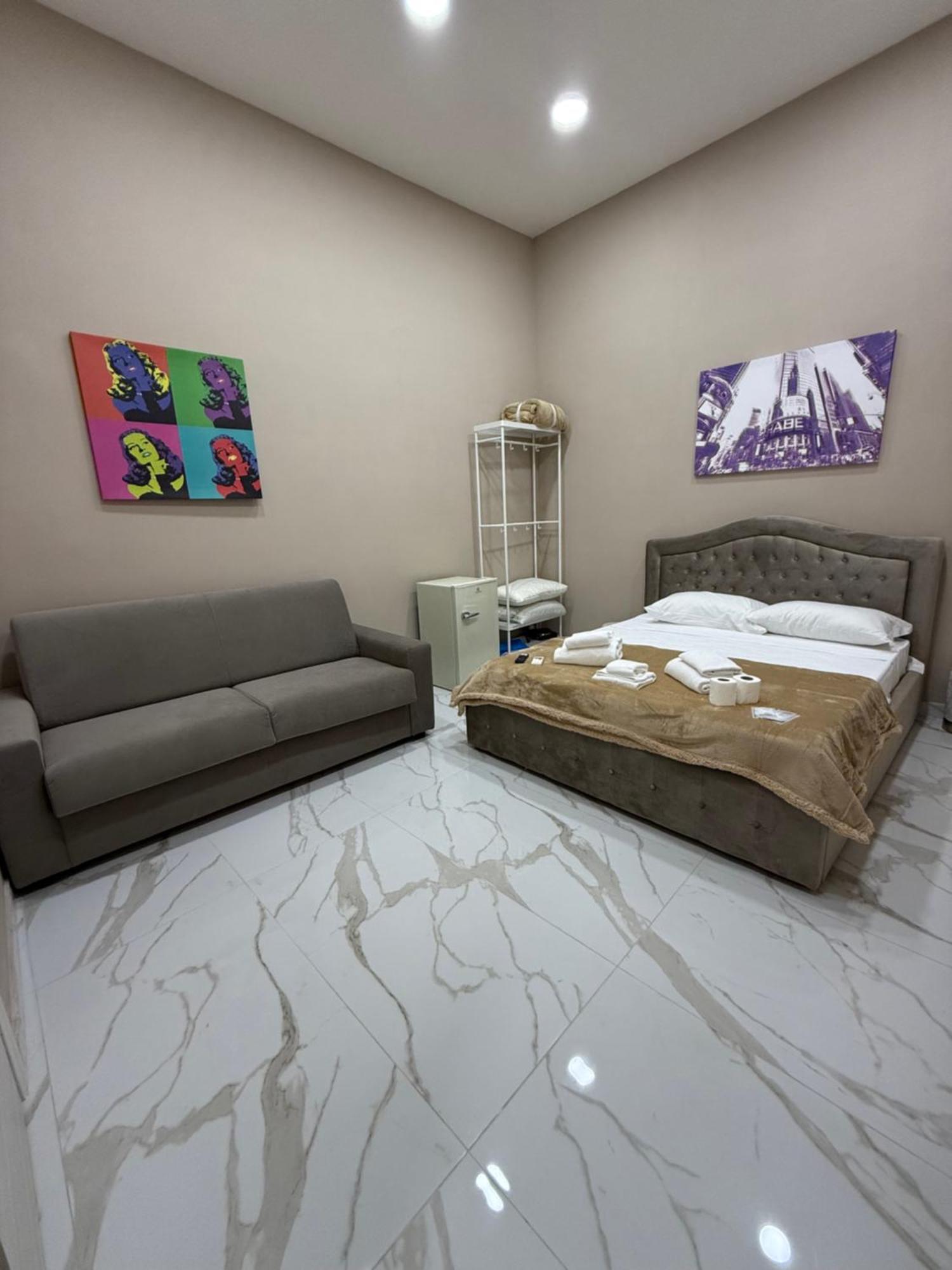 Appartamento Valentino Caracciolo 105 Napoli