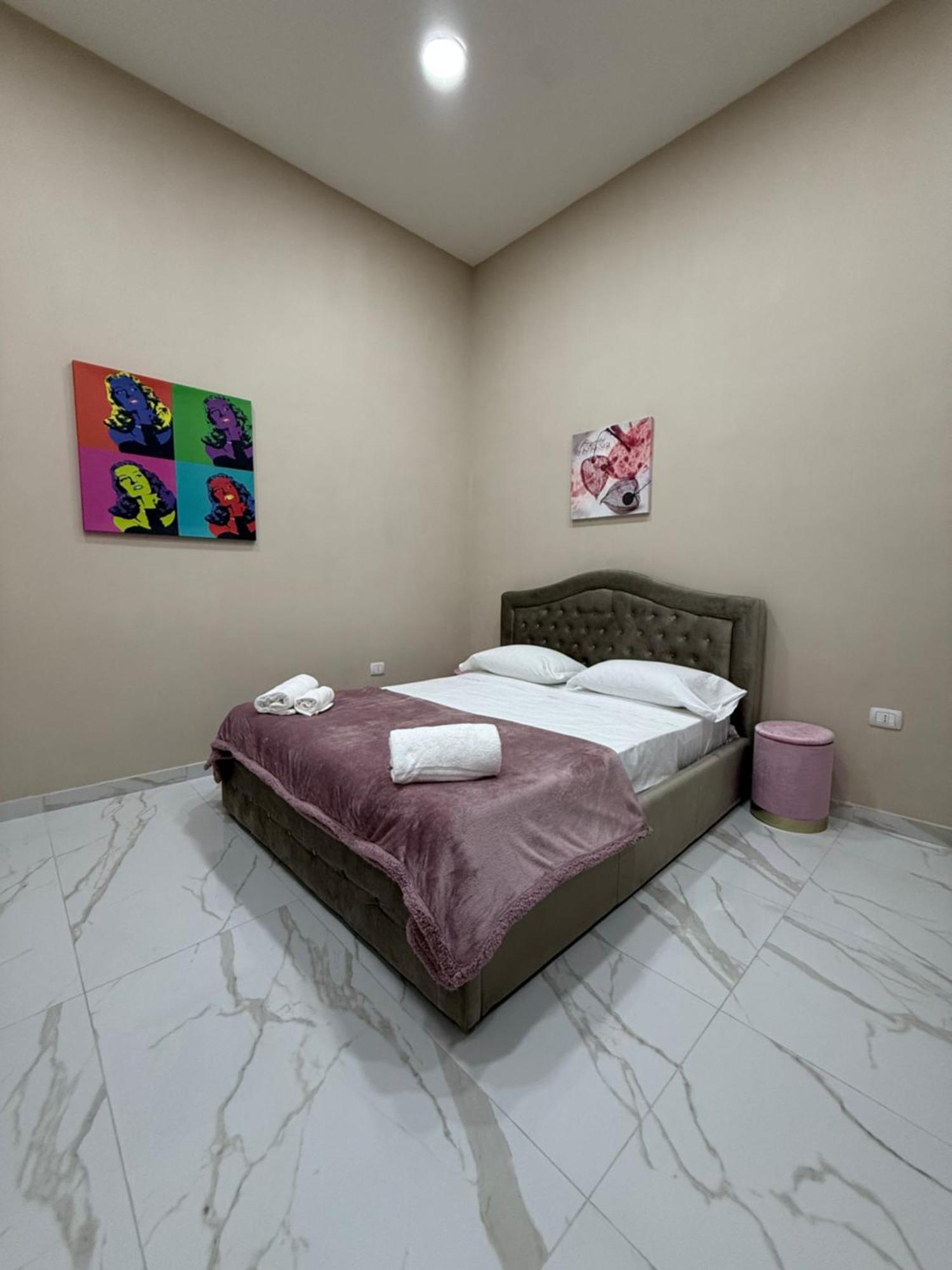 Appartamento Valentino Caracciolo 105 Napoli